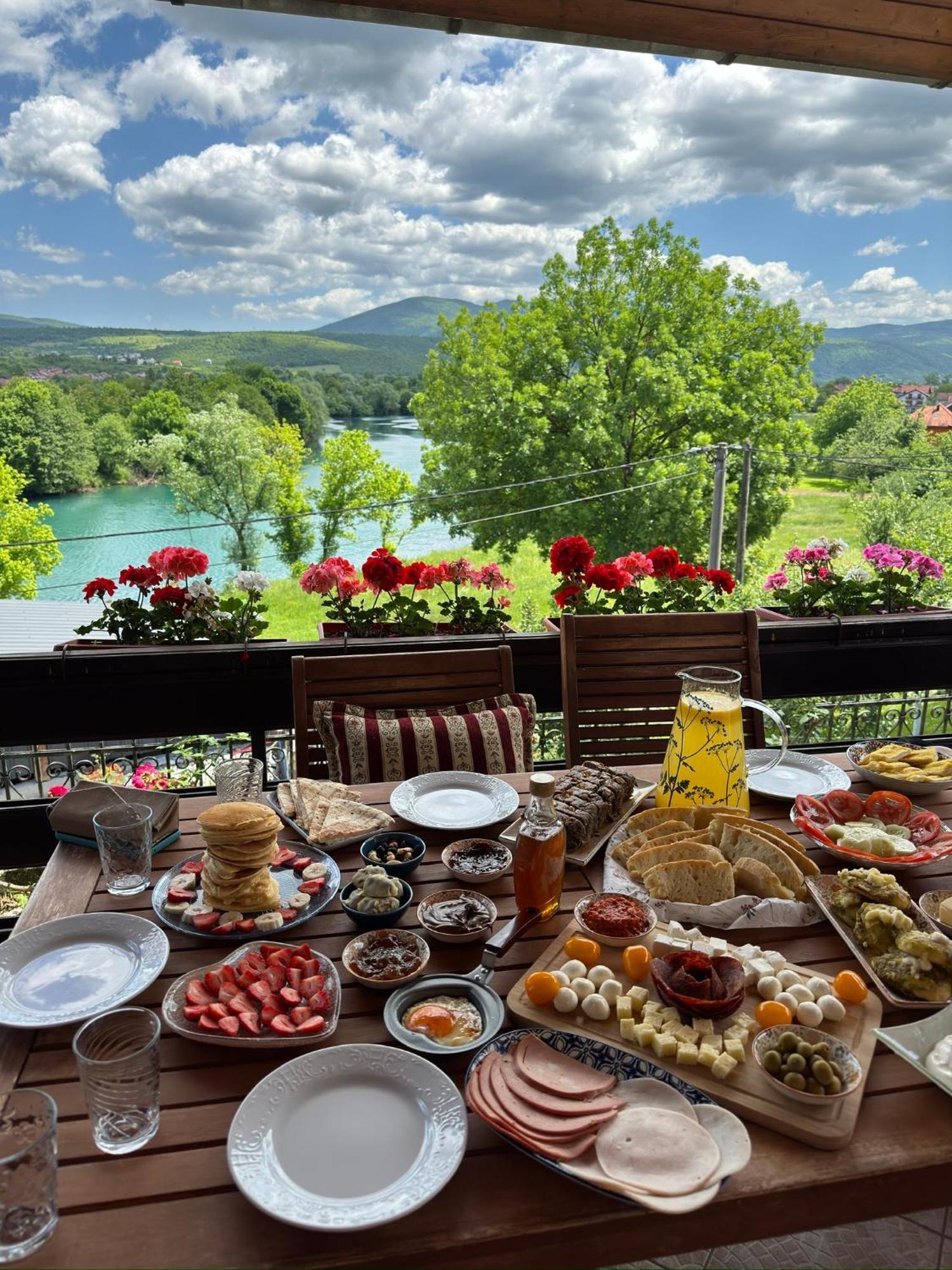 Вилла Resting House Oaza Бихач Экстерьер фото
